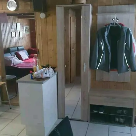 Haus Margritli 公寓 劳特布龙嫩